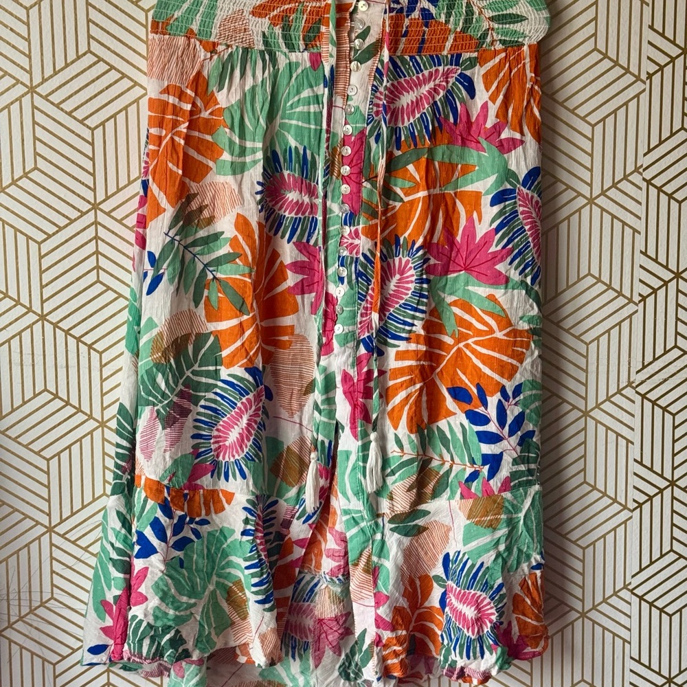 Nicole Miller Vibrant High-Low Skirt